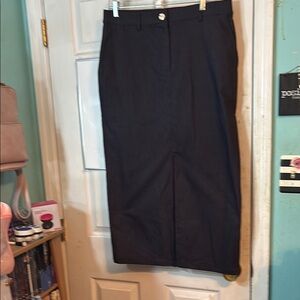Nicole Miller Size Large Elegant Women's Skirt